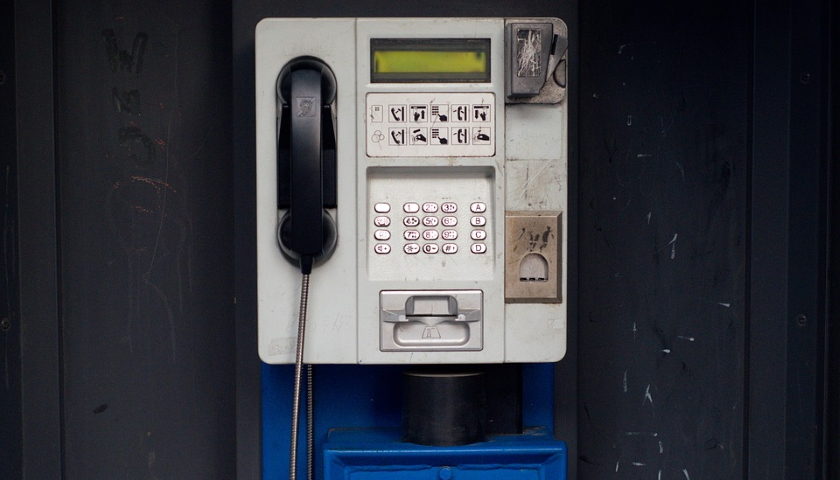 telefonní budka