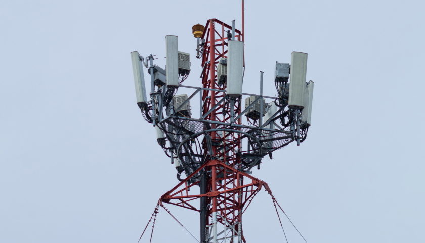 telekomunikace síť náklady