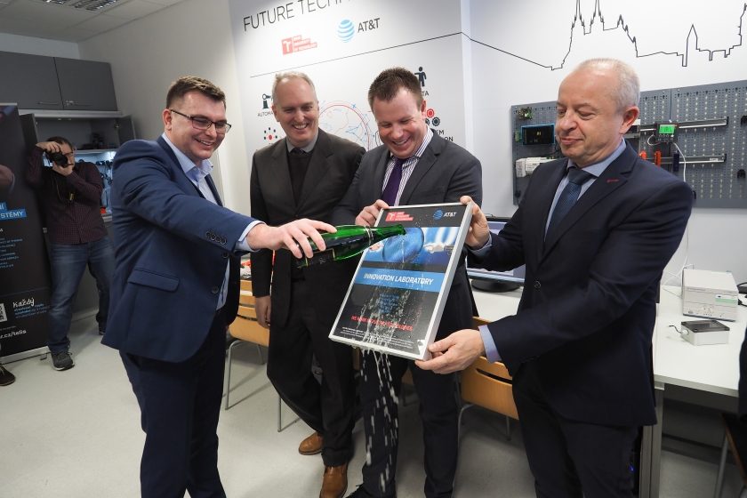 Nová Innovation Laboratory na FEKT VUT